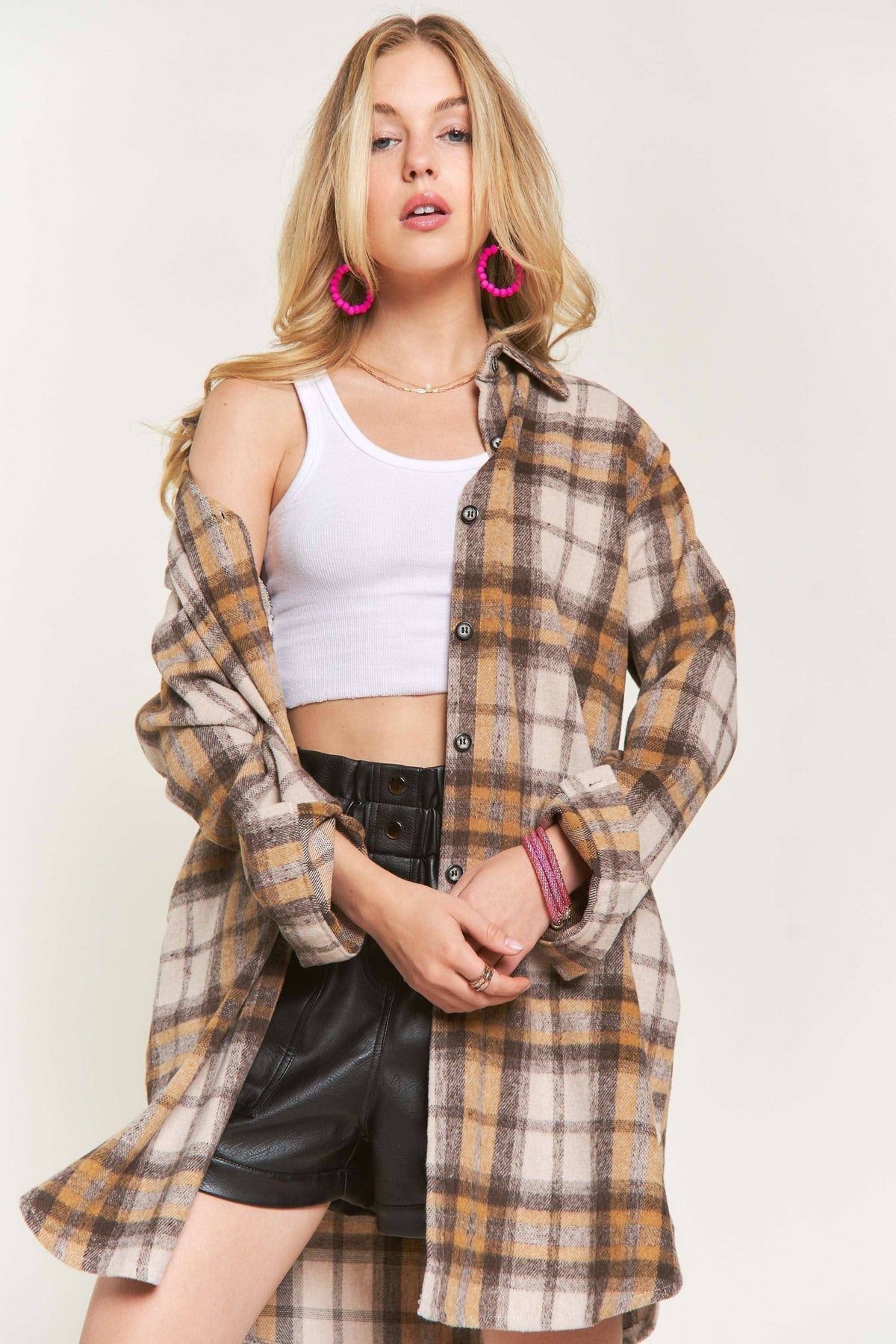 BUTTON DOWN PLAID SHACKET
