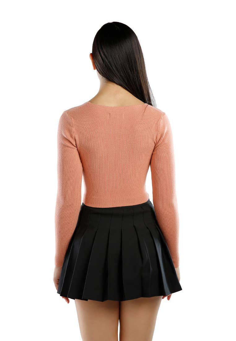 Full Sleeve Knot Twist Crop Top