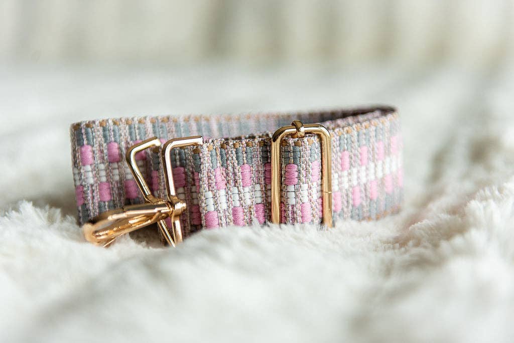 Crossbody Guitar Strap - Pretty In Pink Zig Zag RTS