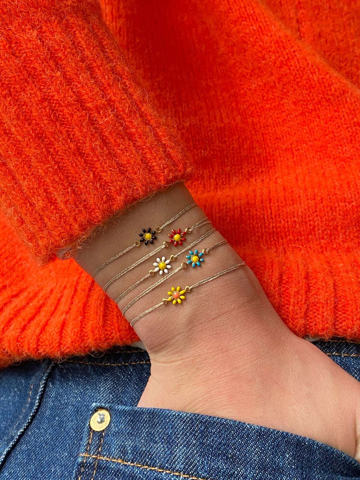 Daisy enamel flower bracelet (BLEO5)